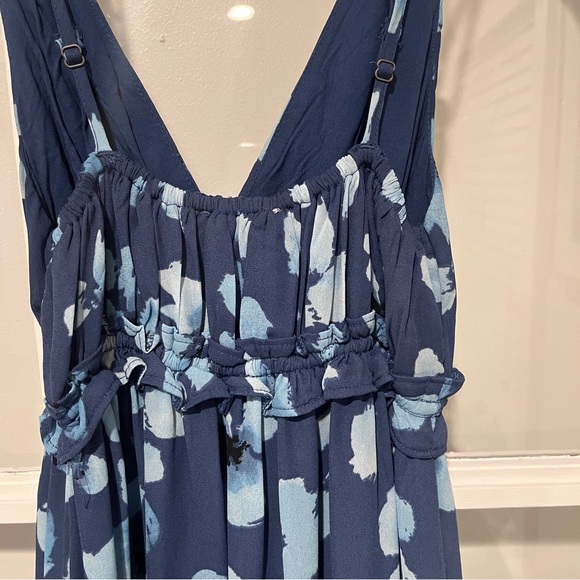 Abercrombie Floaty Femme Ruffle Maxi Dress Sleeveless Blue Floral V-neck Sz XS - Picture 8 of 14